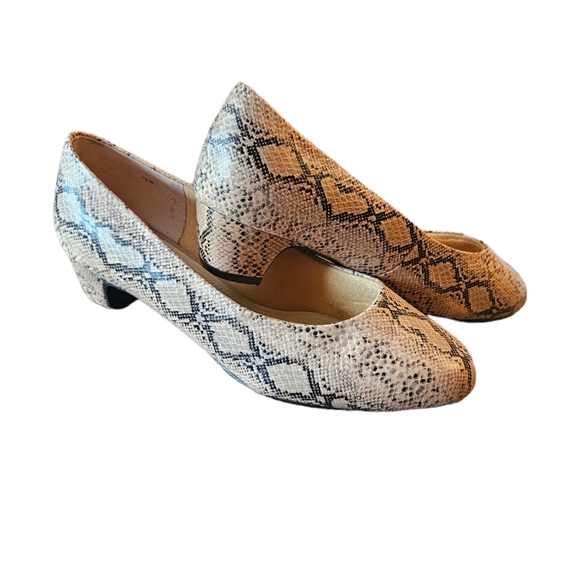 Comfortview Women's Snake Print Shoes Heel Pumps Size 7.5W - Picture 1 of 8